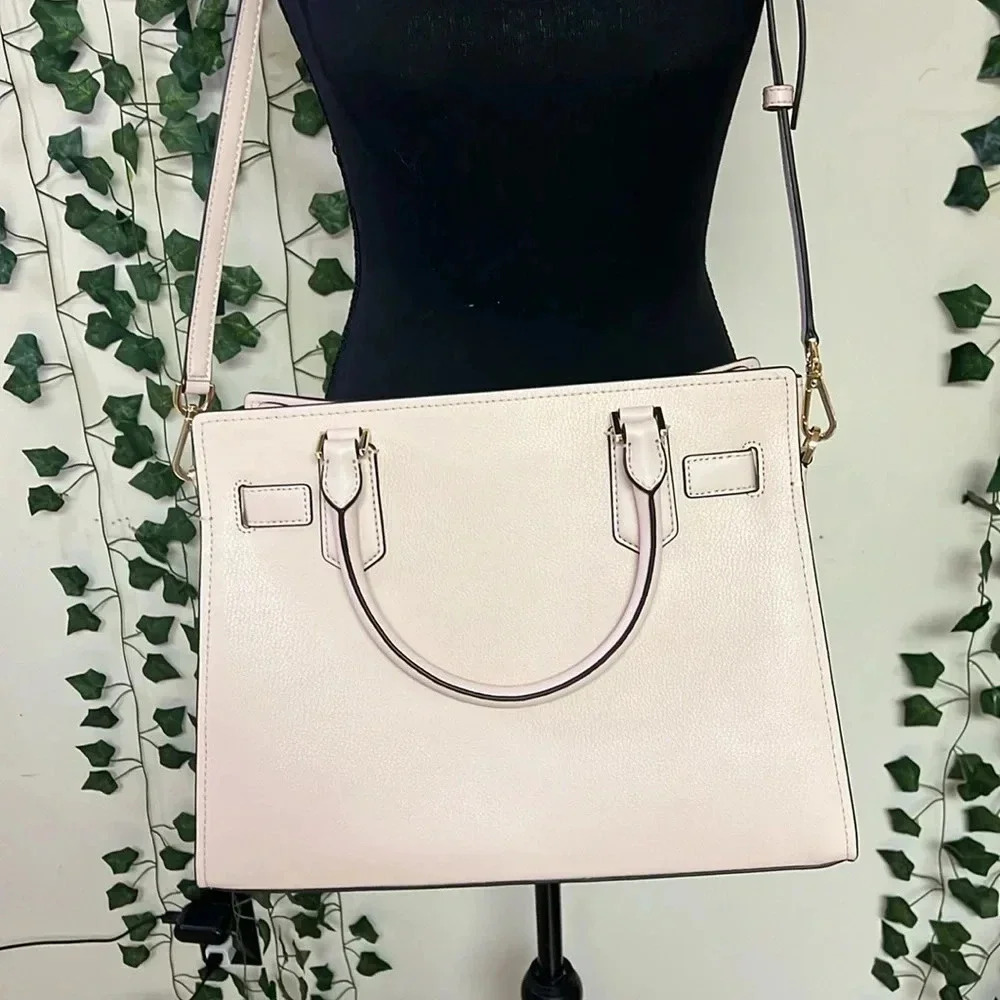 NWT Michael Kors Hampton bag. Perfect spring bag. Blush pink in color. - Picture 7 of 10